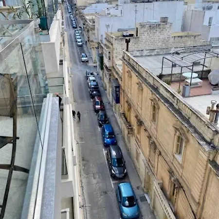 Sliema, Stylish 1 Bedroom With Parking. * Sliema