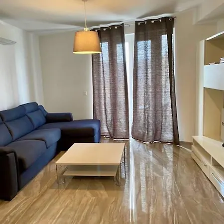 Apartman Sliema, Stylish 1 Bedroom With Parking. Sliema